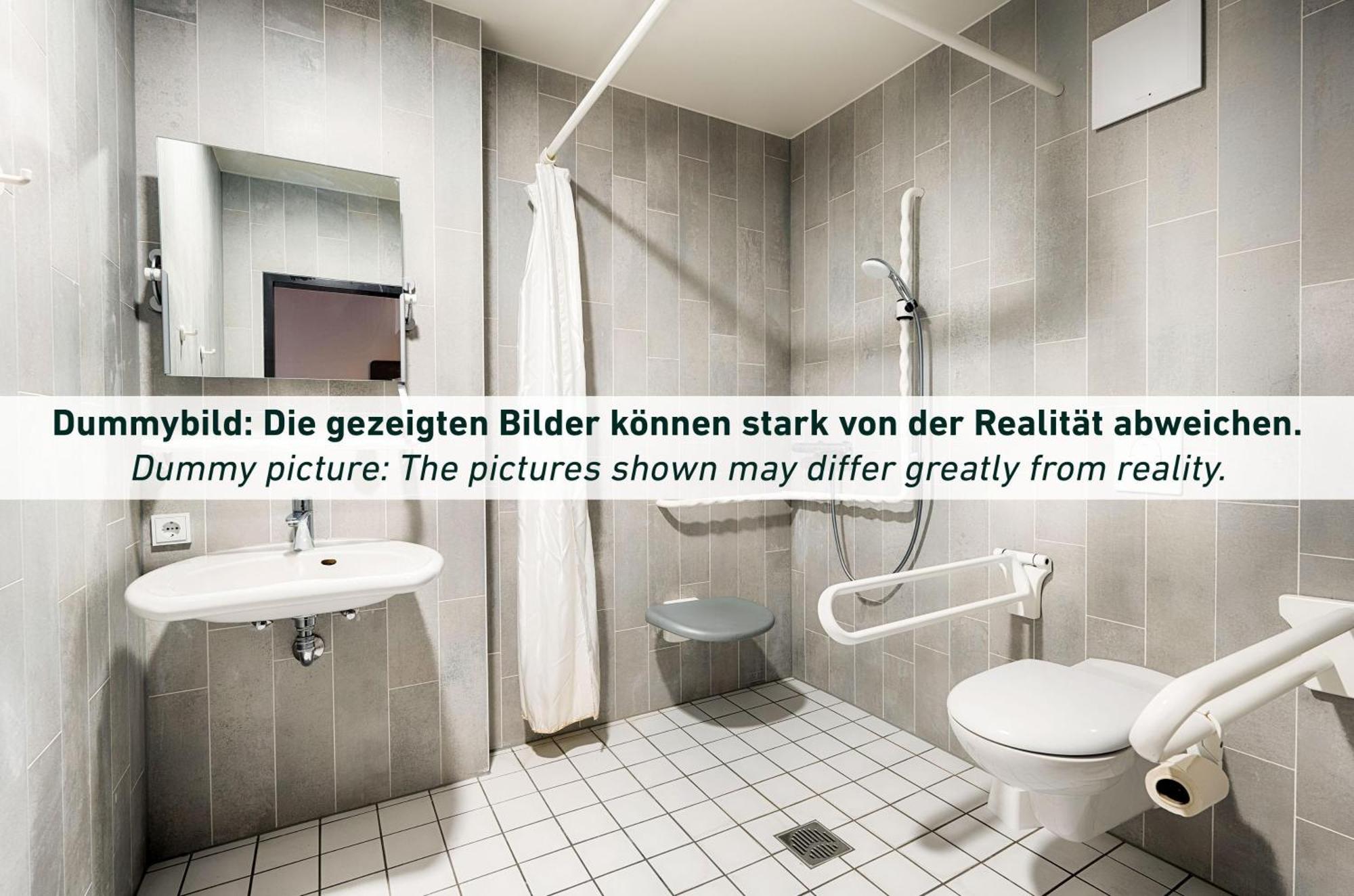 Muenchen-schwabing 2* Munich